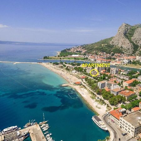 Ap Punta Next To Sandy Beach, Apartment With Garden Omiš Exterior foto